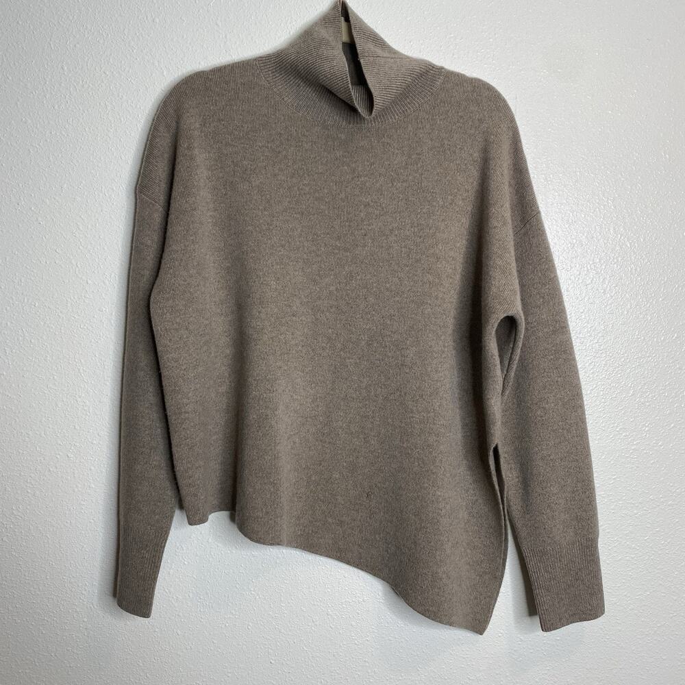 Nap Loungewear Women's‎ Size M Wool Slant Sweater Tan